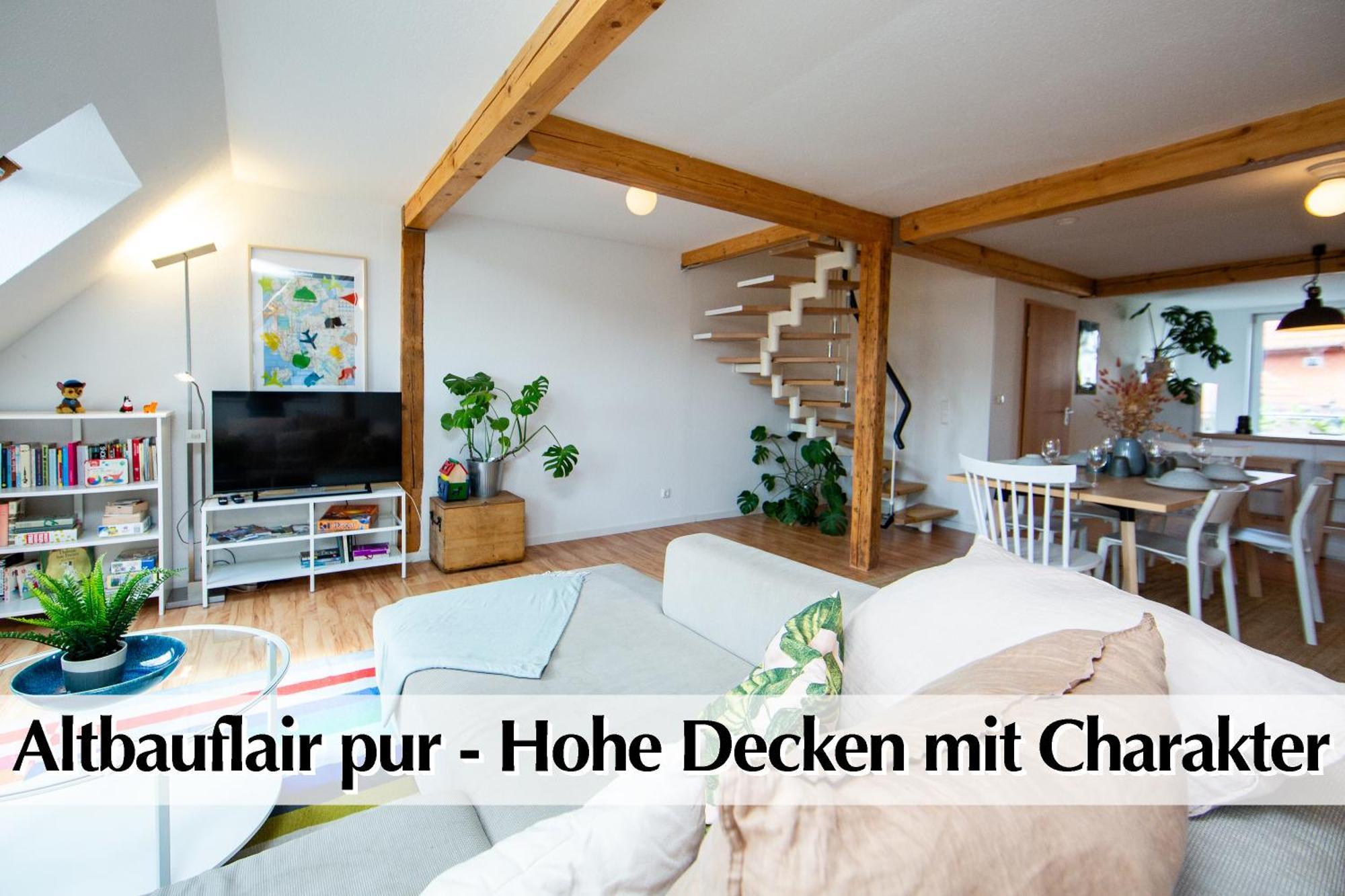 Helles 80m2 Maisonette-loft Mit Balkon, Kingsize Bett, Smart-tv, Etc