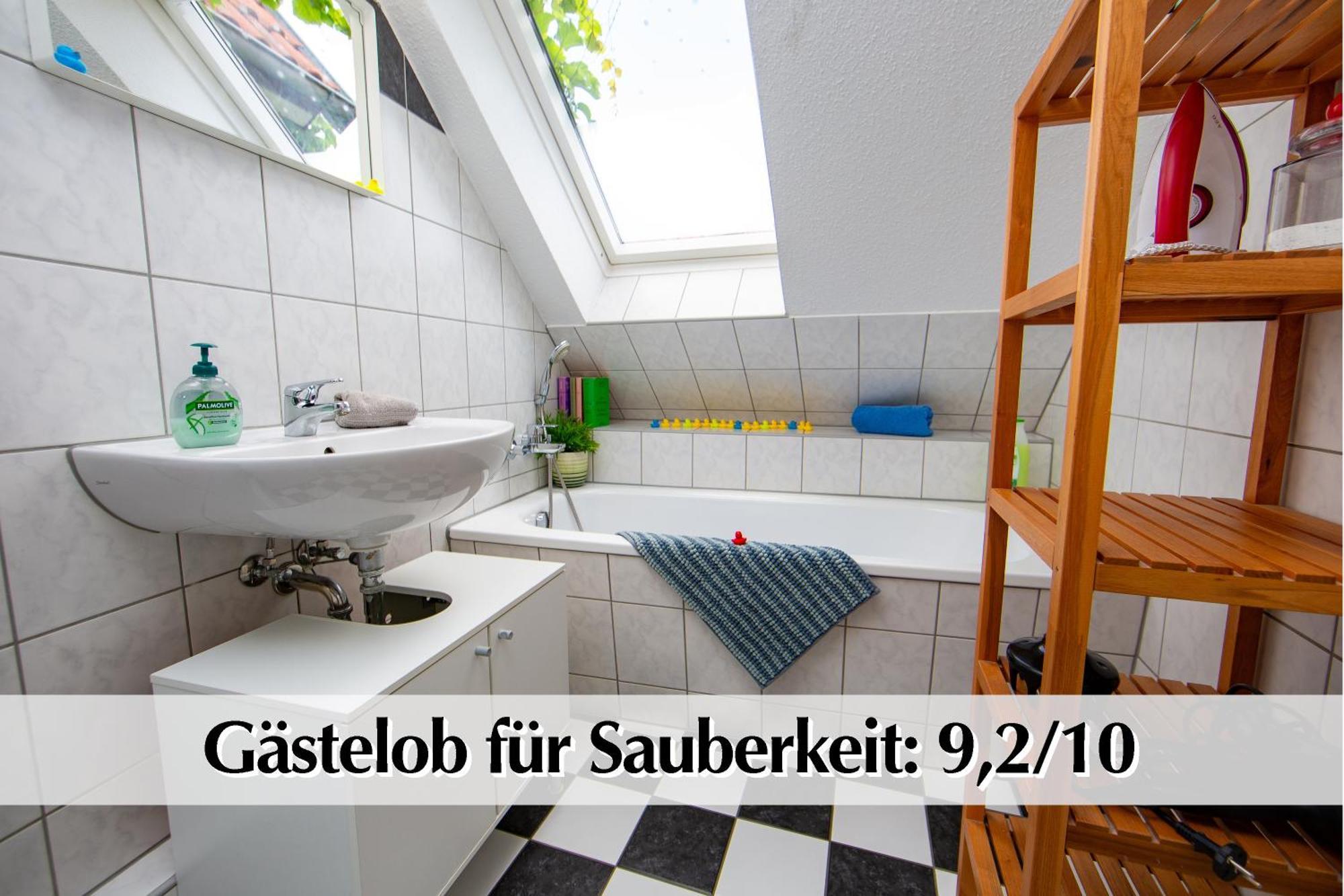 Helles 80m2 Maisonette-loft Mit Balkon, Kingsize Bett, Smart-tv, Etc Apartment